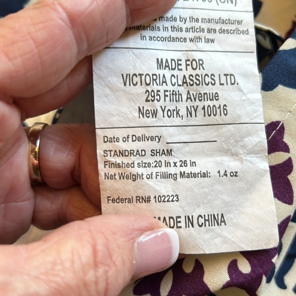 VCNY quilted standard shams (2) - Picture 8 of 12